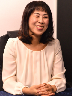 徠亜先生