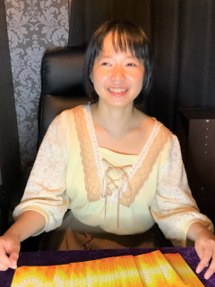 語楼手先生
