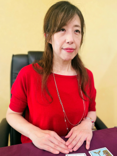 瀬月香里奈先生